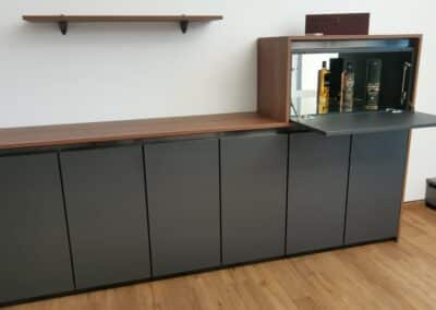 Sideboard mit Barfach